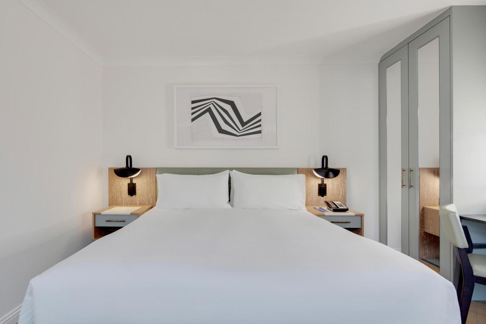 Conrad Dublin — Bilder 1